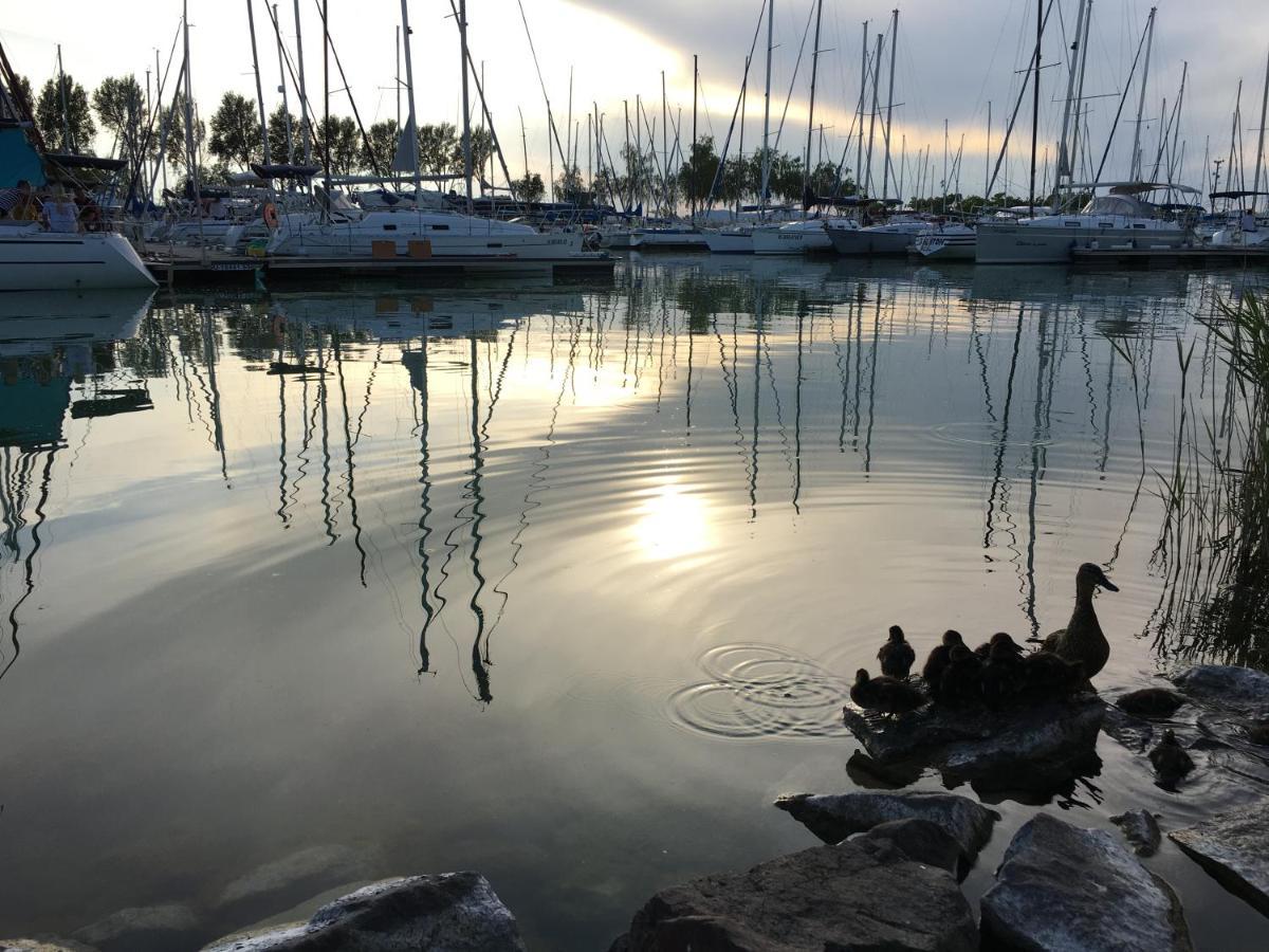 Lido Riviera, Relux Apartman Balatonlelle Exterior foto